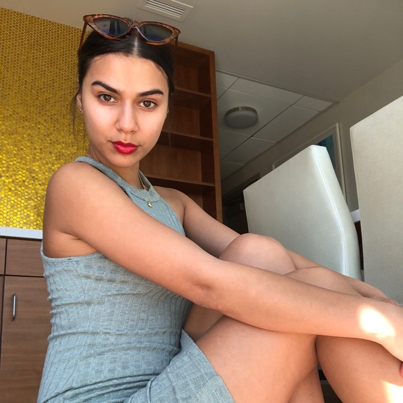 Meet your Posher, Rita - Picture 2 of 2